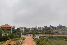 "Sốt" đất xì hơi, nhà đầu tư mắc kẹt