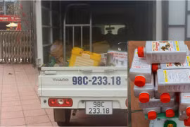 Phát hiện vụ vận chuyển hàng trăm chai thuốc trừ sâu, diệt cỏ bị cấm sử dụng