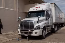 Mexico giải cứu 210 người di cư trong thùng xe Container