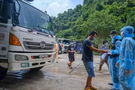 Lâm Đồng: Khởi tố vụ án tài xế xe tải làm lây lan dịch bệnh Covid-19