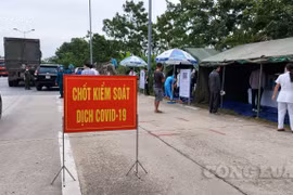 Phú Thọ: Xem tai nạn giao thông, 51 người trở thành F1 của bệnh nhân Covid-19
