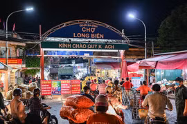 Hà Nội: Phong tỏa một phần chợ Long Biên do tiểu thương nhiễm SARS-CoV-2