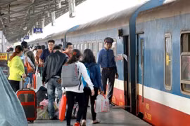 Vé tàu Hà Nội - Sài Gòn Tết Tân Sửu giảm còn 1,7 đến 2,1 triệu đồng