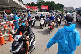 TP. HCM: Dỡ toàn bộ 51 chốt kiểm soát cửa ngõ từ 18h ngày 26/10
