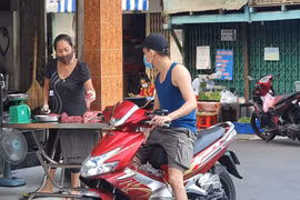 TP. HCM chỉ đạo không để chợ tự phát hoạt động trở lại