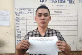 Khống chế tên cướp táo tợn, dùng dao chống trả người dân truy bắt