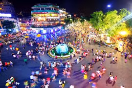 Hà Nội sẽ có tháp trung tâm tài chính và mở thêm phố đi bộ, khu đô thị thông minh