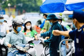 Hà Nội thông tin về 6 nhóm đối tượng dự kiến được cấp giấy đi đường