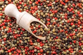 Giá hồ tiêu hôm nay 6/2: Vững giá ở mức 50.500-53.000/kg