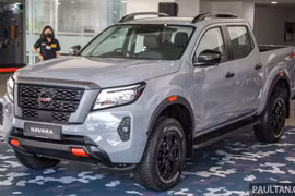 Xe bán tải Nissan Navara PRO-4X ra mắt tại Malaysia