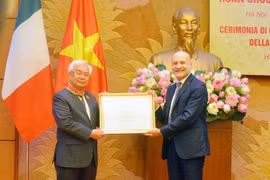 Ông Phan Thanh Bình được nhận Huân chương Công trạng Italy