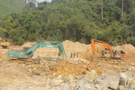 Huy động tổng lực để tìm kiếm 11 nạn nhân còn mất tích ở Thủy điện Rào Trăng 3