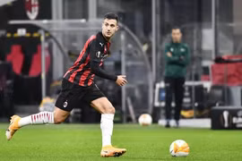 AC Milan đánh tiếng hỏi mua Diogo Dalot của MU với giá bèo
