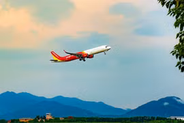 Vietjet tặng triệu mã giảm 77% và miễn phí 15kg hành lý bay từ Hà Nội đi khắp Việt Nam