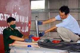 Khởi tố 4 đối tượng trong vụ sản xuất xăng giả tại Vũng Tàu