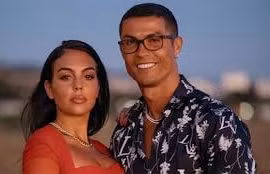 Siêu sao Ronaldo phá vỡ quy tắc cách ly Covid-19