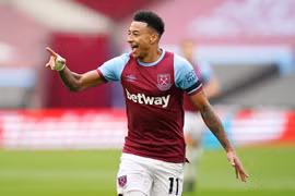 HLV Solskjaer hết lời khen ngợi Jesse Lingard