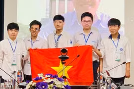 Việt Nam giành 1 huy chương Vàng tại Olympic Toán học quốc tế 2021