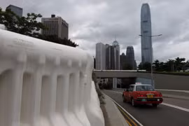 Kì lạ khi các nền kinh tế "không Covid" như Hồng Kông, Singapore, Úc lại có nguy cơ bị bỏ lại phía sau
