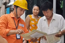 Kêu gọi miễn giảm tiền điện, nước cho người dân gặp khó khăn do Covid-19