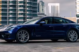 Porsche Panamera 2021 được bán với giá 250.000 USD tại Malaysia
