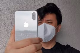 iPhone đã có thể mở khóa khi đeo khẩu trang, nhưng phải đi kèm theo Apple Watch