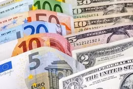 Tỷ giá ngoại tệ hôm nay 2/6: Đồng USD tiếp tục lao dốc