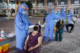 Thay đổi chiến lược điều tra, truy vết, khoanh vùng nhằm nhanh chóng kiểm soát dịch Covid-19 ở TP.HCM
