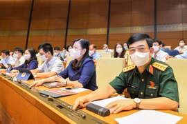 Công bố các Nghị quyết của Quốc hội về công tác nhân sự