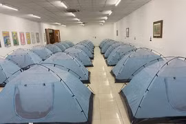 Chủ doanh nghiệp "3 tại chỗ" có thể bị xử lý hình sự nếu tự ý để người lao động về nhà