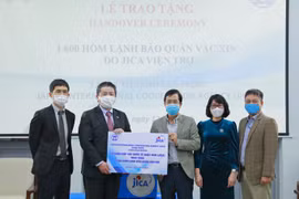 JICA cung cấp cho Việt Nam hòm lạnh bảo quản vắc xin