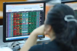 Cổ phiếu bluechips bị bán tháo, Vn-Index giảm tới hơn 40 điểm