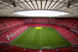 Thành phố đầu tiên mất quyền đăng cai EURO 2021?