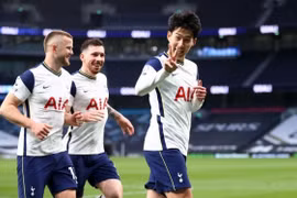 Son Heung-min thiết lập cột mốc mới trong sự nghiệp bóng đá