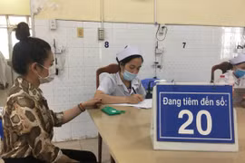 Đồng Nai tiêm vaccine Covid-19 miễn phí cho nhân viên Y tế tuyến đầu
