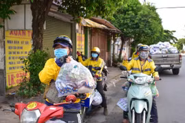 TP. HCM: Nhân viên siêu thị, shipper được hoạt động từ 5h đến 21h30