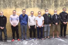 Bắt 8 đối tượng ngang nhiên giữ người trái pháp luật và cưỡng đoạt tài sản