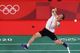 Tiến Minh thua trước tay vợt số 3 thế giới ở trận ra quân Olympic Tokyo 2020