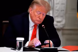 YouTube gia hạn lệnh cấm ông Trump vì lo ngại bạo lực trong lễ nhậm chức