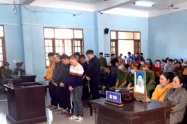 Tuyên án nhóm xã hội đen bắt cóc, giết người và tàng trữ vũ khí quân dụng trái phép