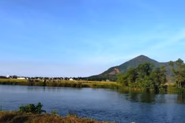 Đi chăn trâu rồi rủ nhau tắm sông, 2 chị em ruột đuối nước thương tâm