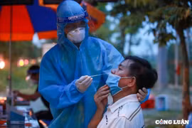 Sở Y tế Hà Nội nói gì về việc mua kit test COVID-19 của Việt Á?
