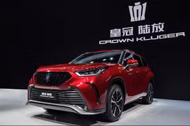 Toyota Crown Kluger 2021 ra mắt tại Trung Quốc