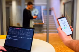 Người dùng iPhone nên tắt ngay AirDrop sau khi sử dụng để tránh lộ thông tin bảo mật