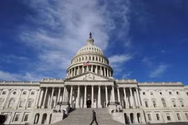 Hạ viện Mỹ hủy phiên họp trước lo ngại bạo động ở Điện Capitol