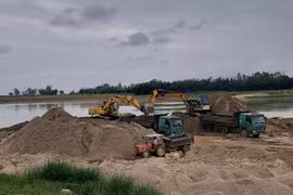 Quảng Nam: Lập lại trật tự, quy định về khai thác bến thủy nội địa