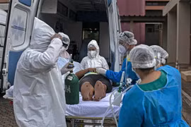 Thế giới ghi nhận trên 169 triệu ca COVID-19, trên 3,5 triệu người tử vong