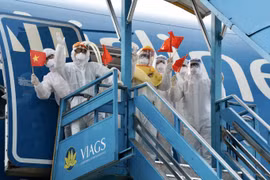 Vietnam Airlines vận chuyển miễn phí nhân lực cùng hành lý đi kèm để phòng chống dịch cho Bắc Ninh, Bắc Giang