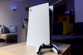 Máy chơi game PlayStation 5 bị biến thành máy đào tiền ảo
