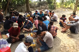 An Giang: Triệt xóa tụ điểm đánh bạc tài xỉu, tạm giữ 35 con bạc